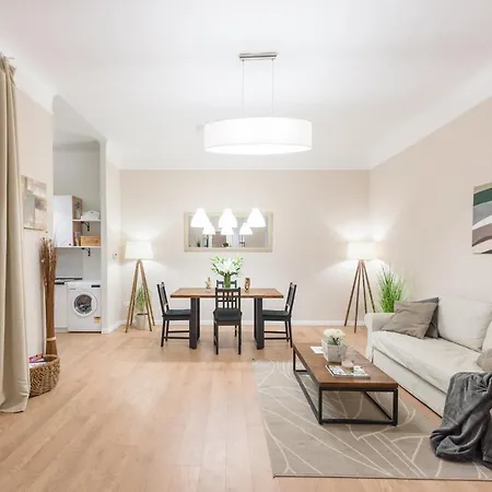 Downtown Heart 3 Bdr, 2 Bath, A/c 公寓 布达佩斯