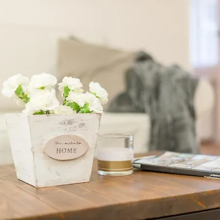 Appartamento Downtown Heart 3 Bdr, 2 Bath, A/c *