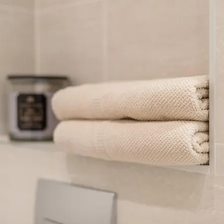 Downtown Heart With 2 Baths Ac And Free Parking Apartman Budapest